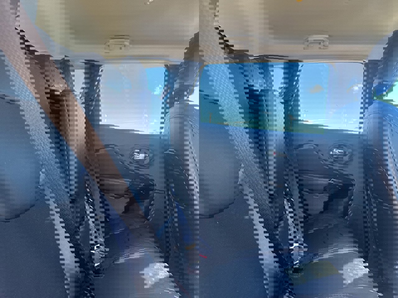 Used 2020 Jeep Cherokee Latitude Plus image 18