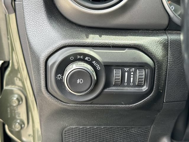 Used 2022 Jeep Wrangler Unlimited Sport AWD/4WD image 54
