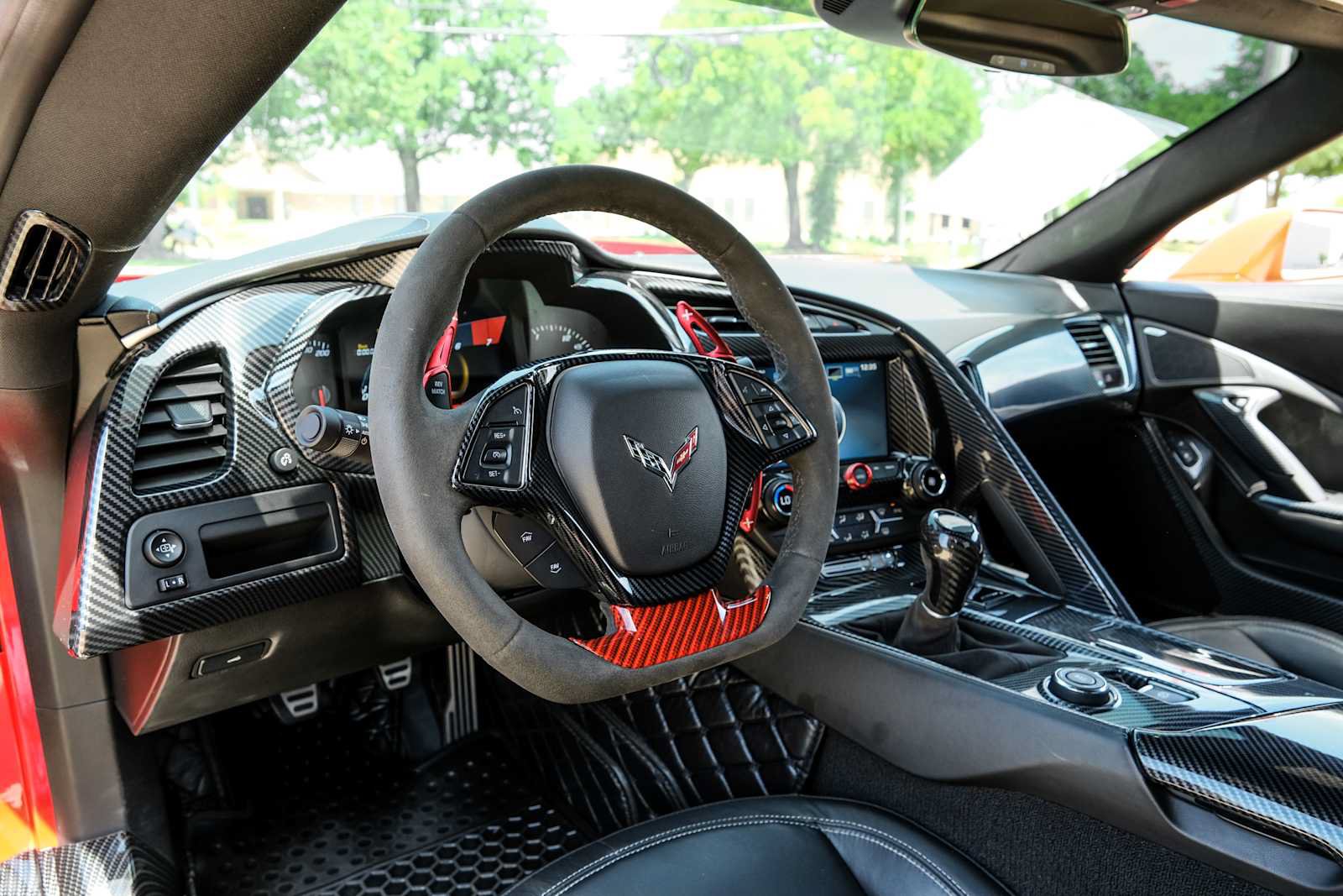 Used 2019 Chevrolet Corvette Grand Sport w/ Grand Sport Heritage Package RWD image 3
