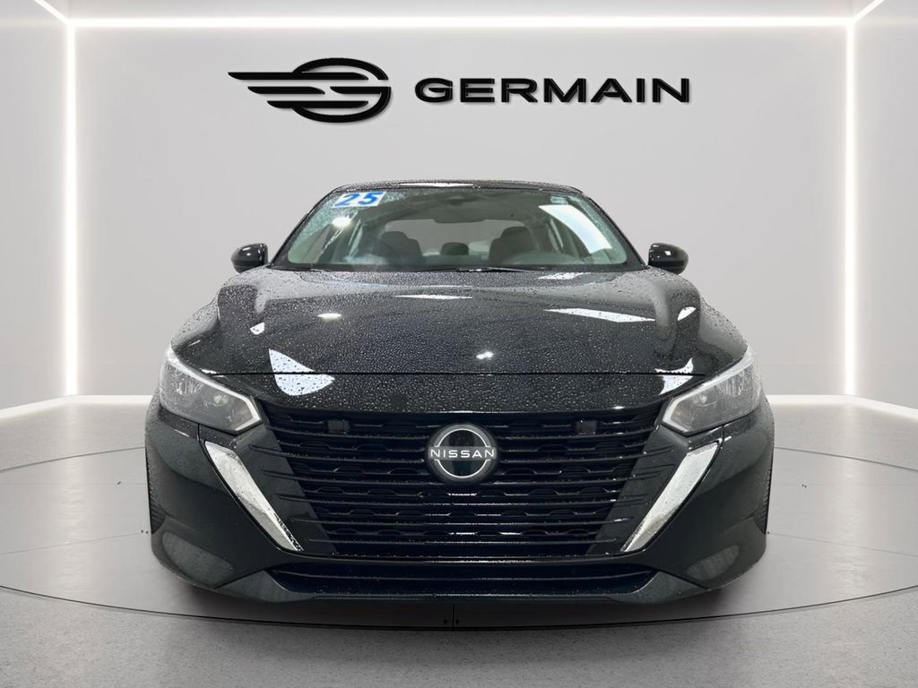Used 2025 Nissan Sentra SV image 3