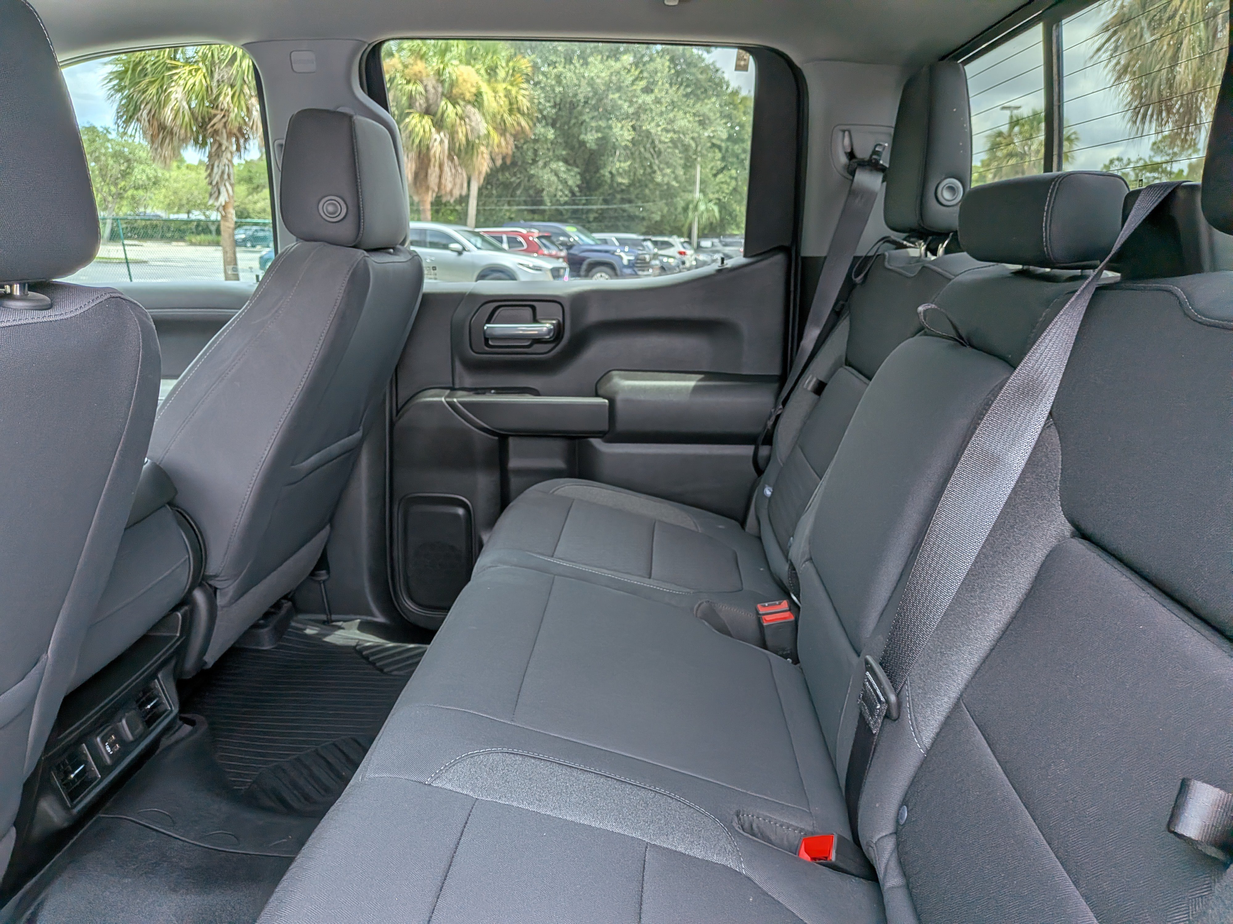 Used 2020 Chevrolet Silverado 1500 LT w/ All-Star Edition AWD/4WD image 14