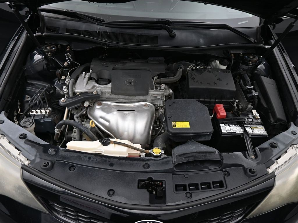 Used 2013 Toyota Camry SE image 14