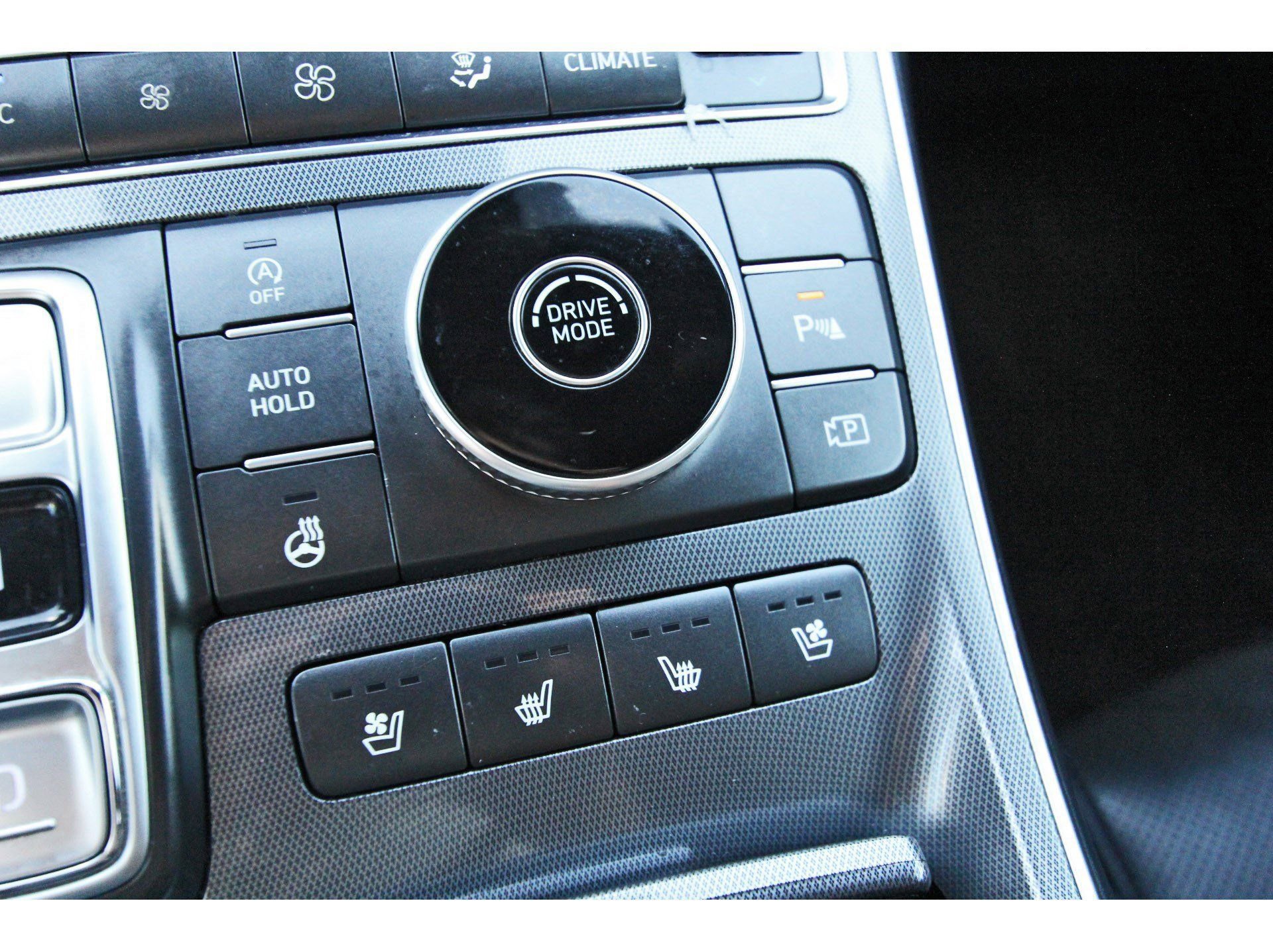 Used 2023 Hyundai Santa Fe Calligraphy image 30