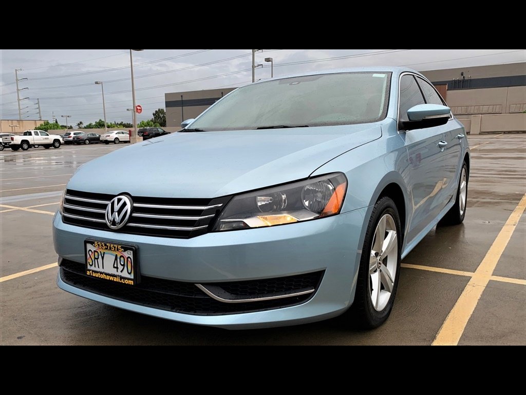 Used 2013 Volkswagen Passat 2.5 SE FWD image 1