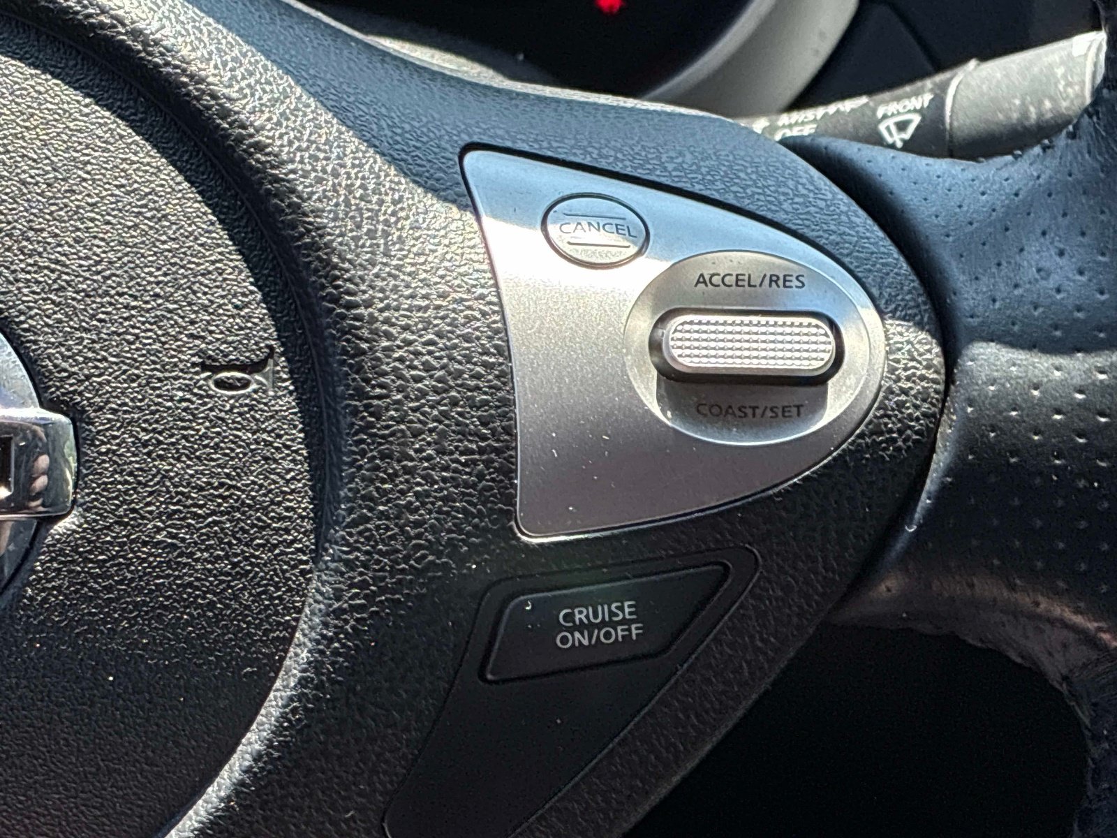 Used 2012 Nissan Juke SL AWD/4WD image 27