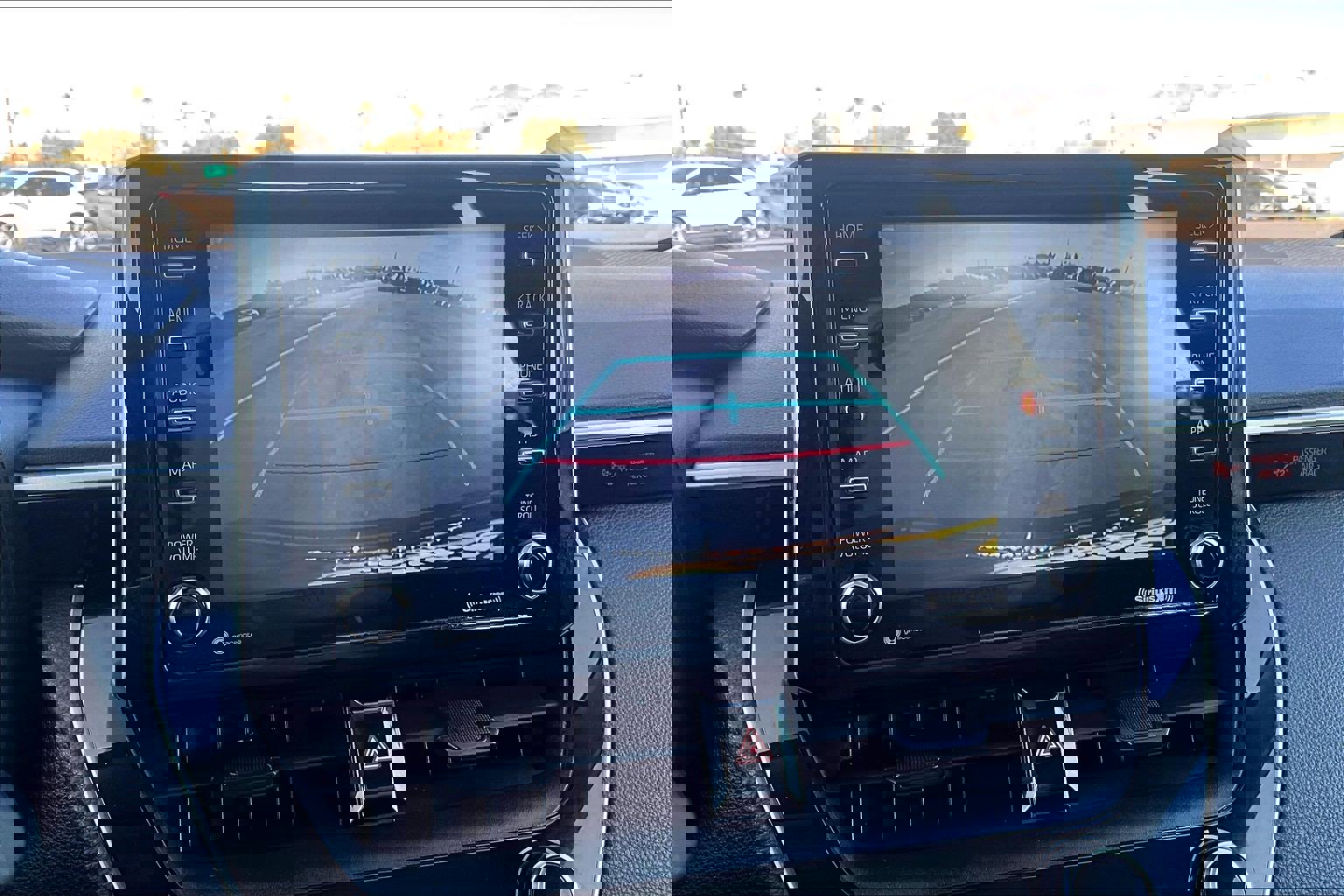 Used 2021 Toyota Corolla LE image 21