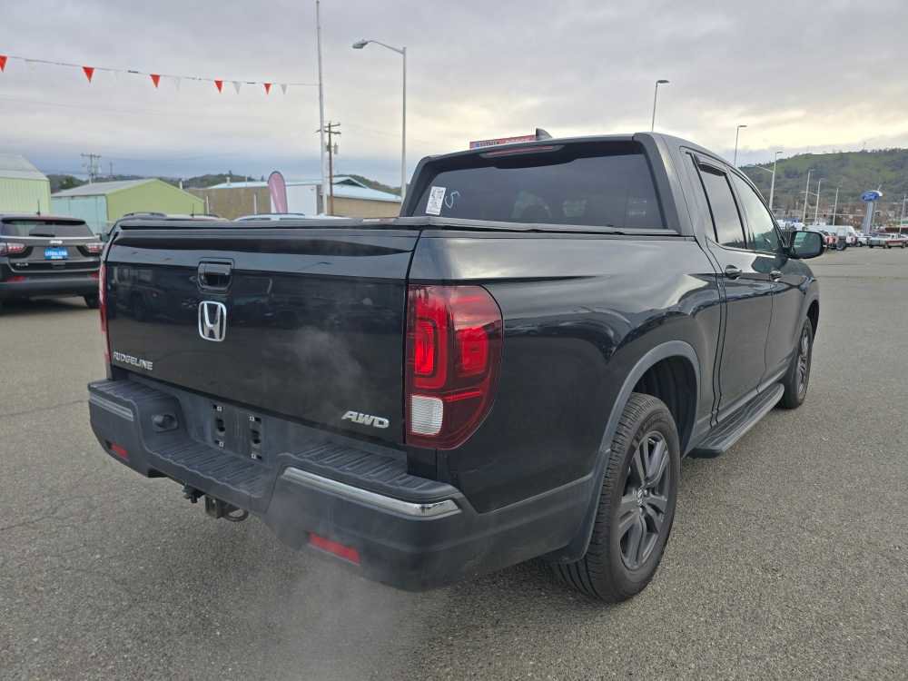 Used 2017 Honda Ridgeline Sport image 3