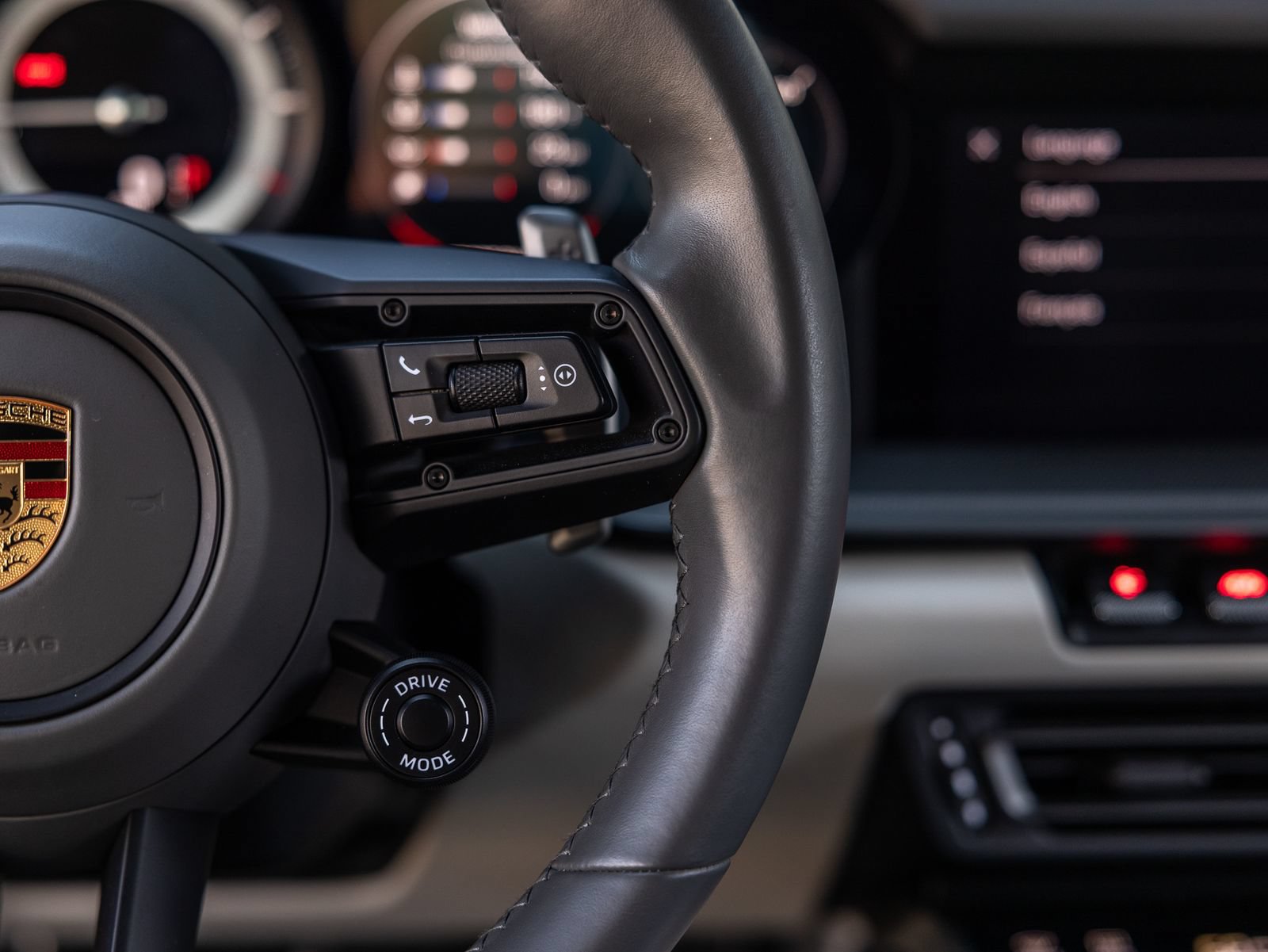 Certified 2022 Porsche 911 Carrera S RWD image 42