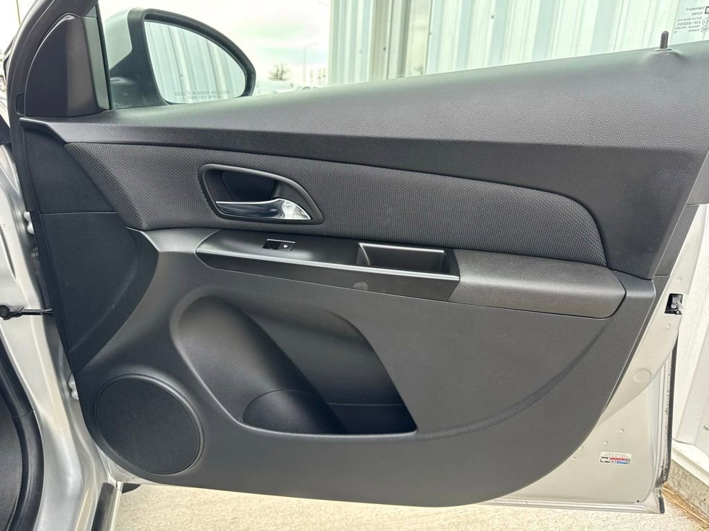 Used 2014 Chevrolet Cruze LT FWD image 32