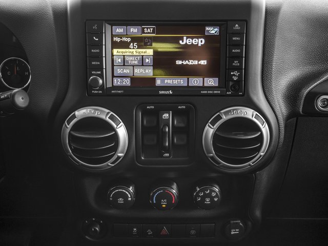 Used 2017 Jeep Wrangler Unlimited Rubicon AWD/4WD image 13