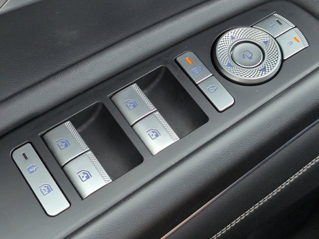 Used 2025 Genesis GV80 3.5T Prestige AWD/4WD image 24