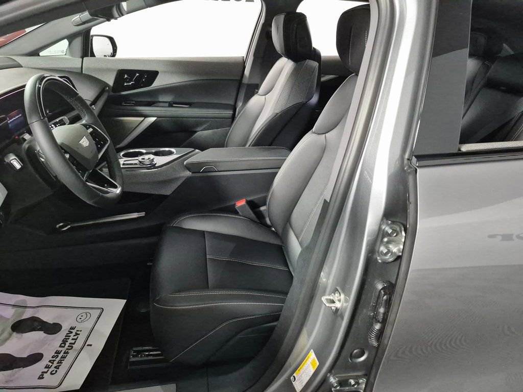 New 2026 Cadillac Optiq Luxury 1 w/ LPO, Floor Liner Package RWD image 9