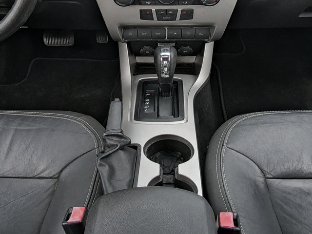 Used 2011 Ford Focus SEL w/ 301A Rapid Spec Order Code FWD image 16
