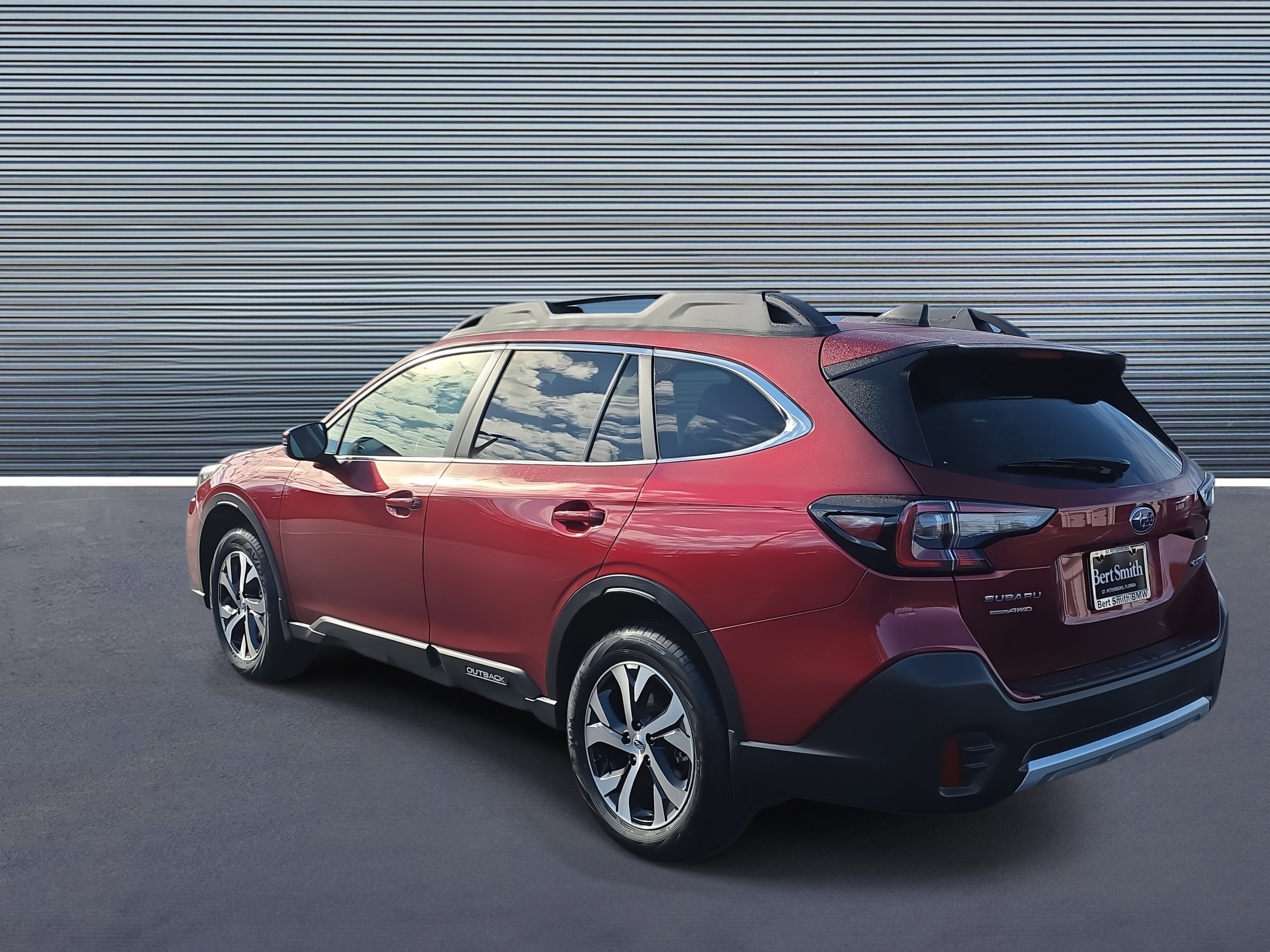 Used 2021 Subaru Outback Limited w/ Popular Package #2 image 4