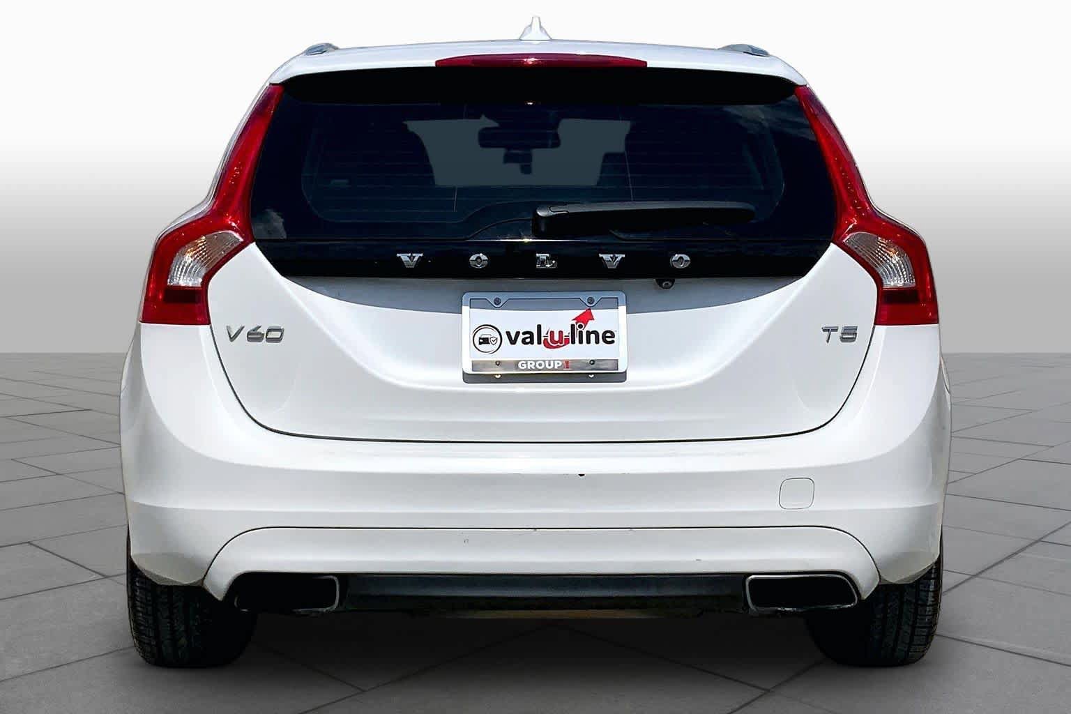 Used 2015 Volvo V60 T5 Platinum FWD image 5