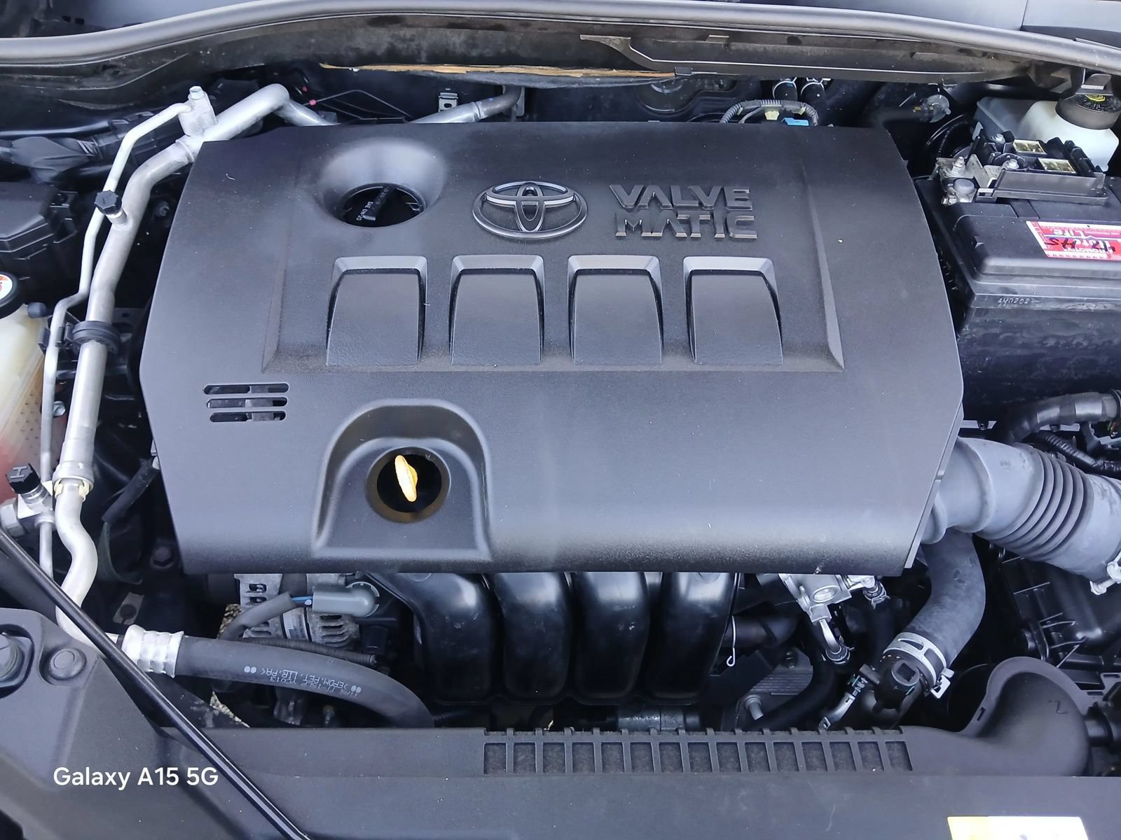 Used 2020 Toyota C-HR LE FWD image 23