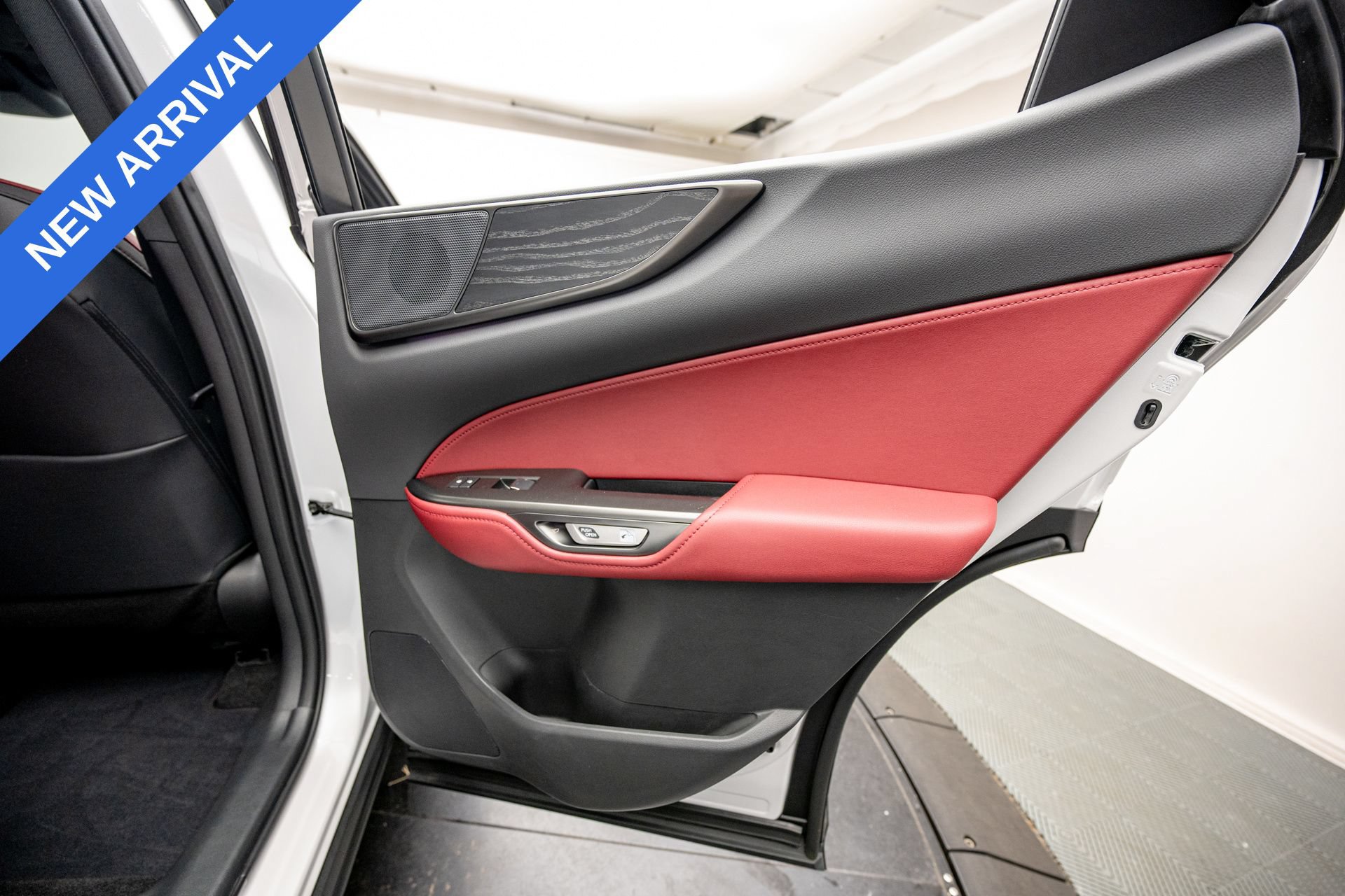 Used 2023 Lexus NX 350 AWD image 31