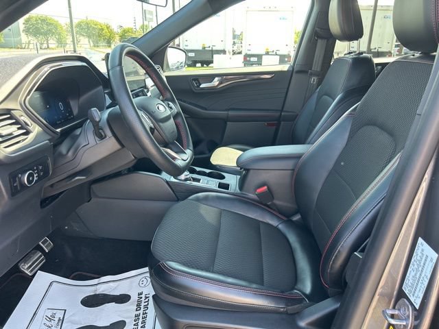 Used 2023 Ford Escape ST-Line Select w/ Tech Pack #2 AWD/4WD image 15