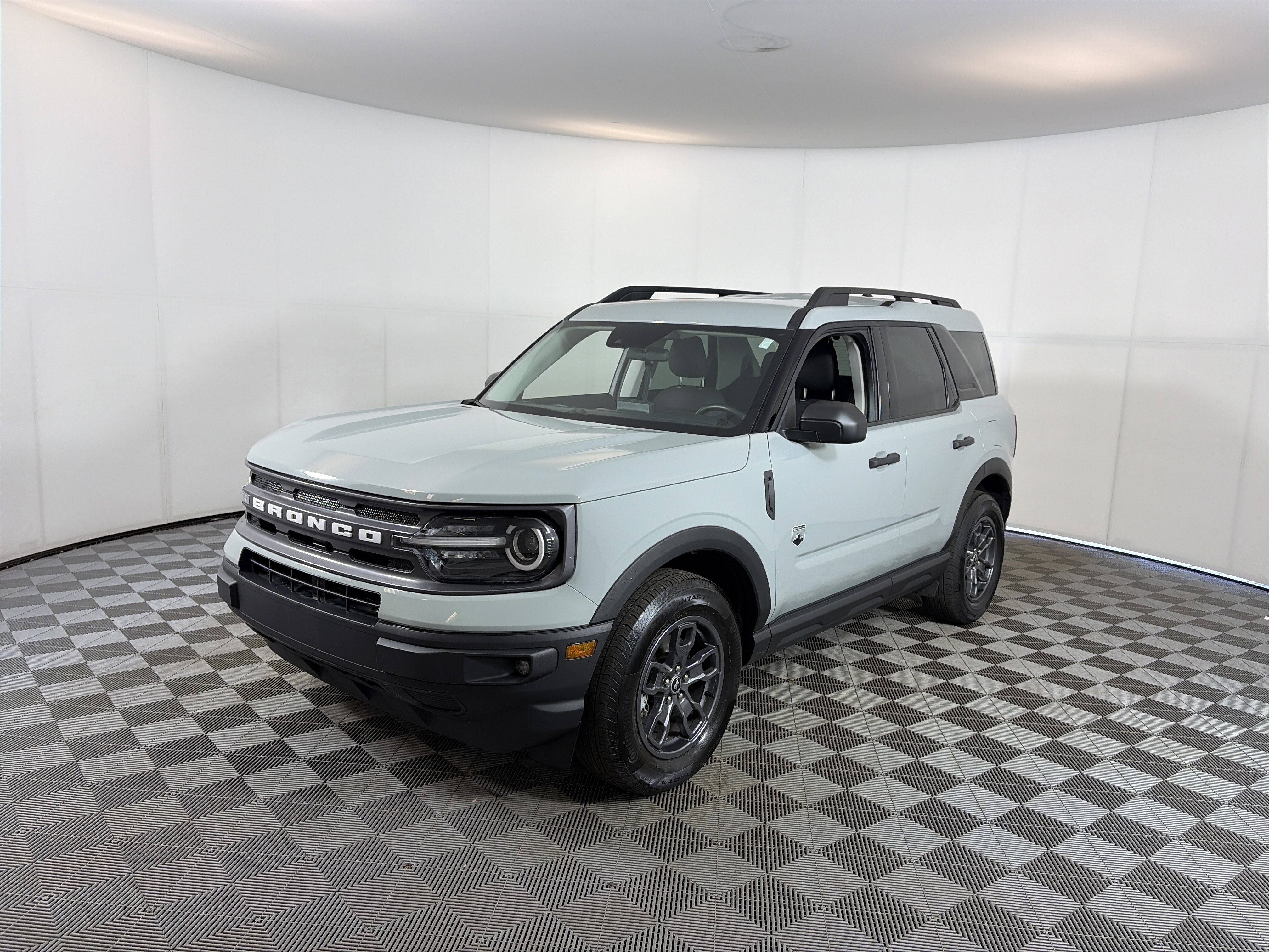 Used 2023 Ford Bronco Sport Big Bend w/ Convenience Package AWD/4WD image 2