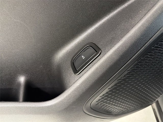 Certified 2025 Chevrolet Traverse LT image 25