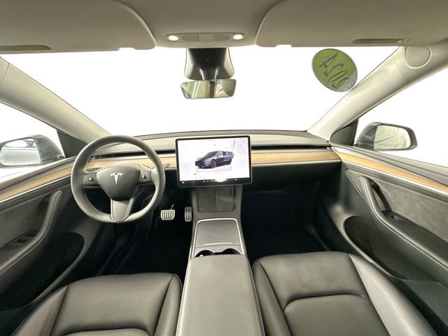 Used 2024 Tesla Model Y Performance AWD/4WD image 3