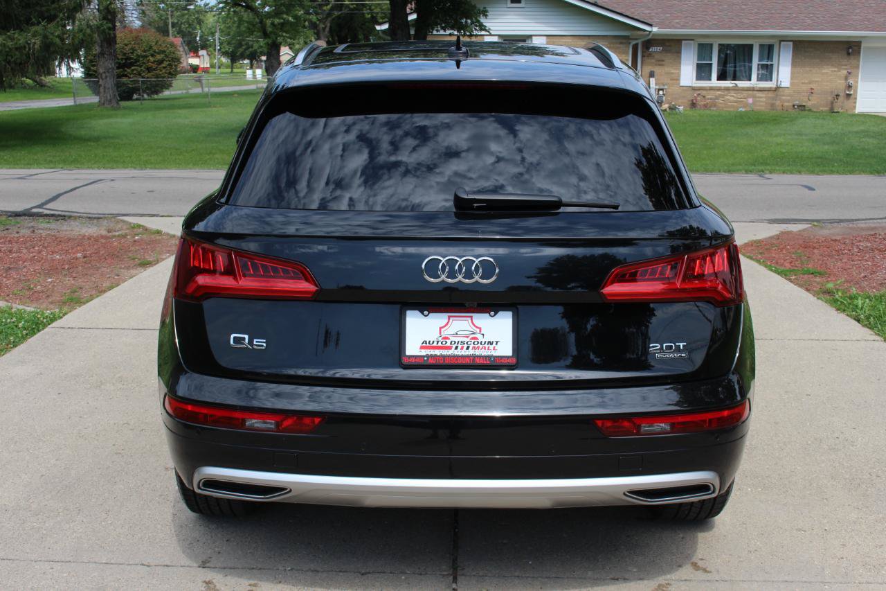 Used 2018 Audi Q5 2.0T Premium Plus w/ Premium Plus Package AWD/4WD image 8