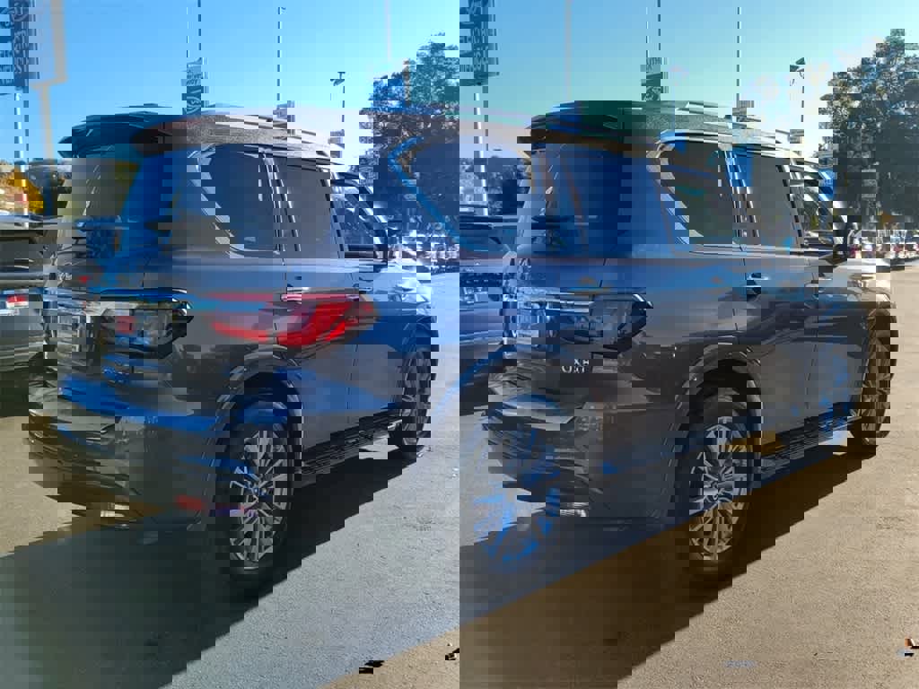 Used 2024 INFINITI QX80 Luxe image 7