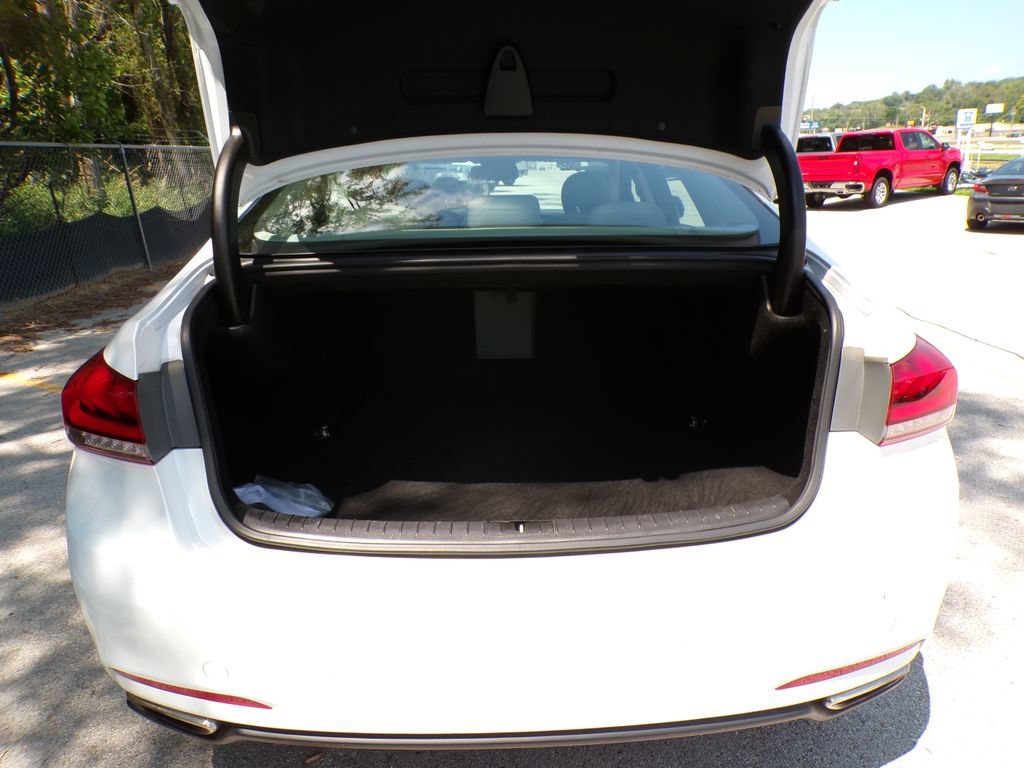 Used 2015 Hyundai Genesis 3.8 w/ Option Group 02 AWD/4WD image 17