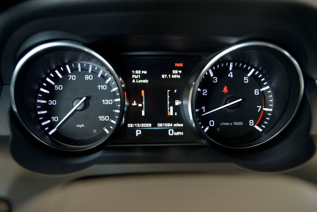 Used 2015 Land Rover Range Rover Evoque Pure image 21