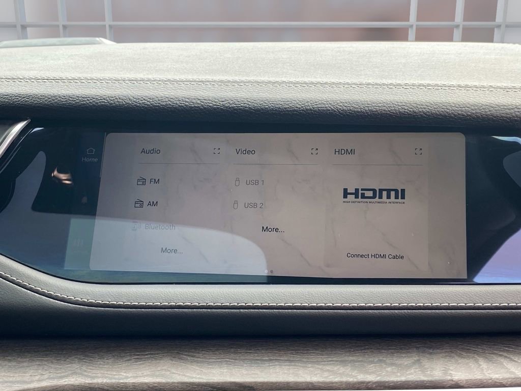 Used 2024 Jeep Grand Cherokee Limited 4xe image 10