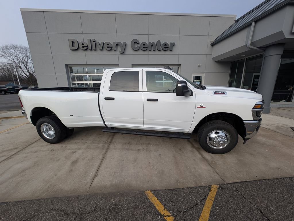New 2026 RAM 3500 Tradesman image 5
