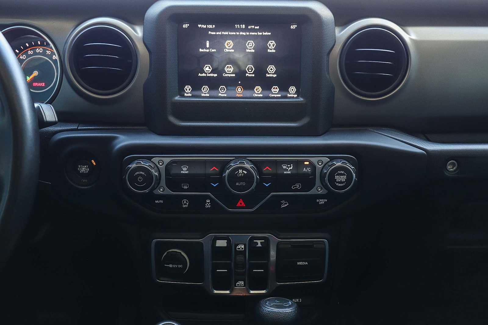 Used 2018 Jeep Wrangler Unlimited Sport S AWD/4WD image 17