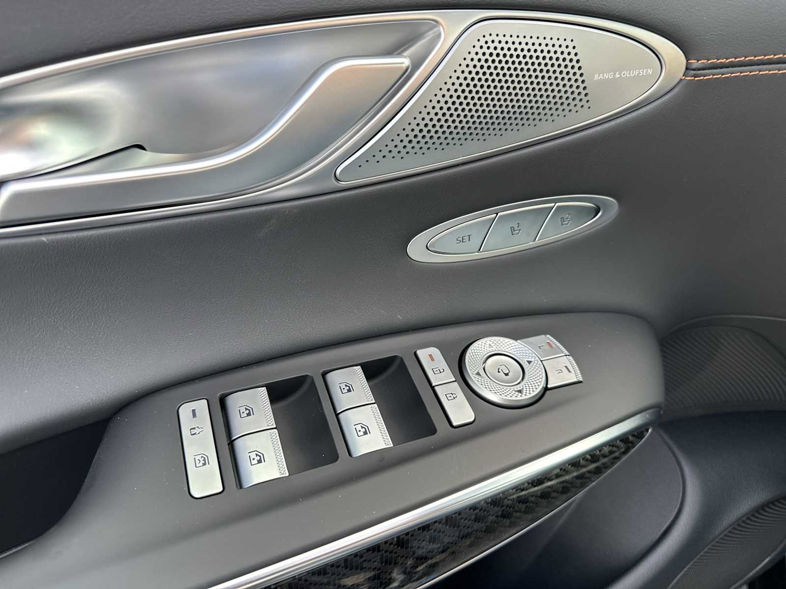 New 2026 Genesis GV70 3.5T Sport Prestige AWD/4WD image 31