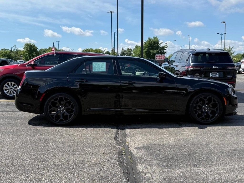 Used 2020 Chrysler 300 S RWD image 2