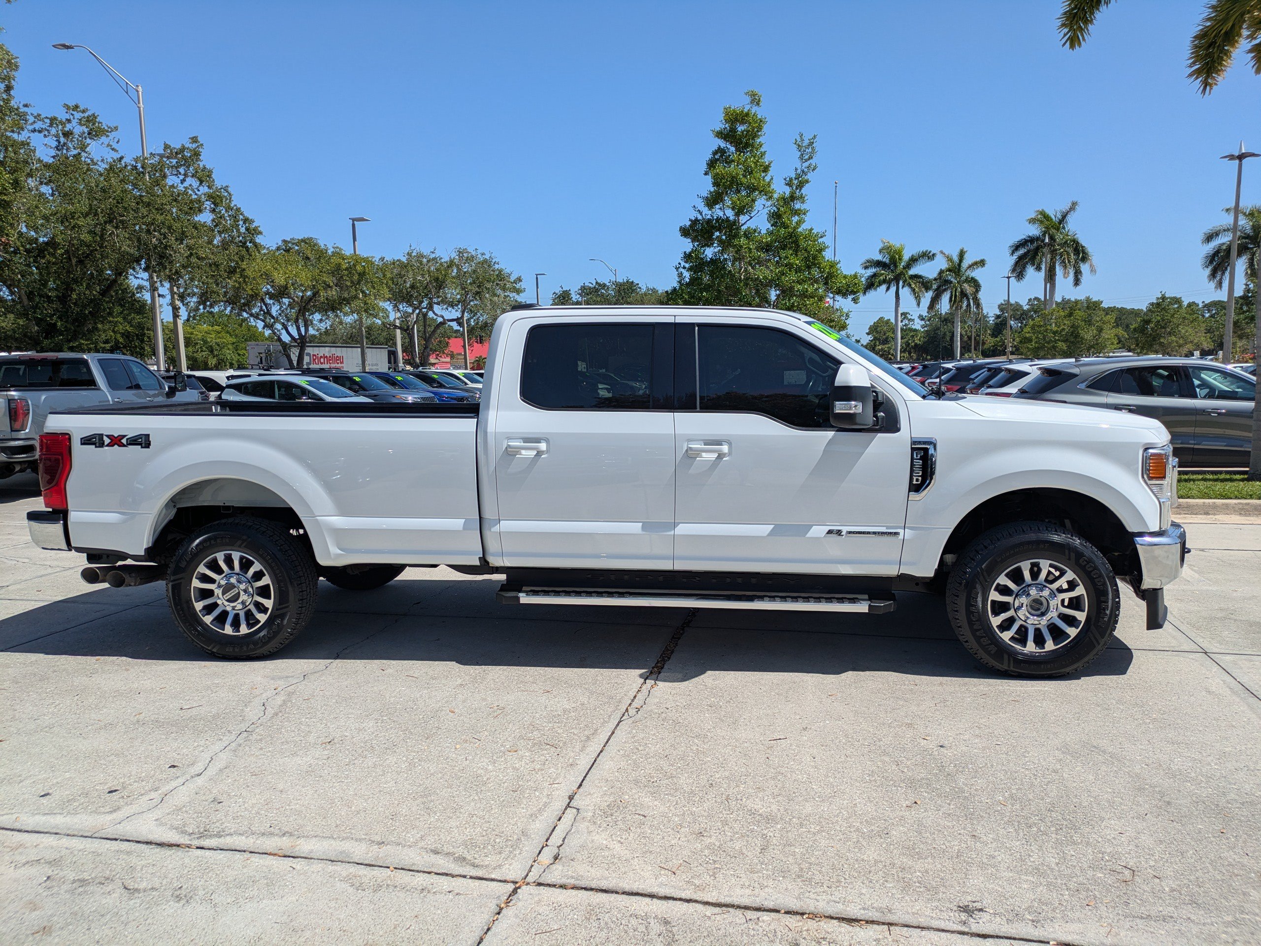 Certified 2022 Ford F250 Lariat AWD/4WD image 3