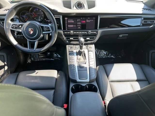 Used 2020 Porsche Macan AWD/4WD image 15