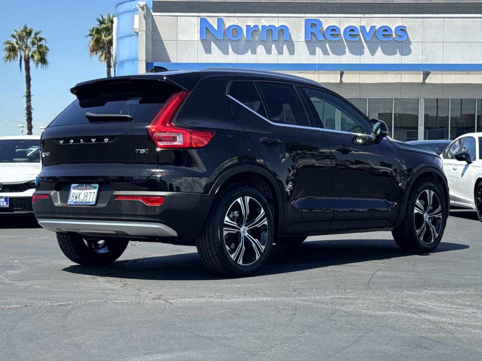 Used 2021 Volvo XC40 T5 Inscription w/ Climate Package AWD/4WD image 5