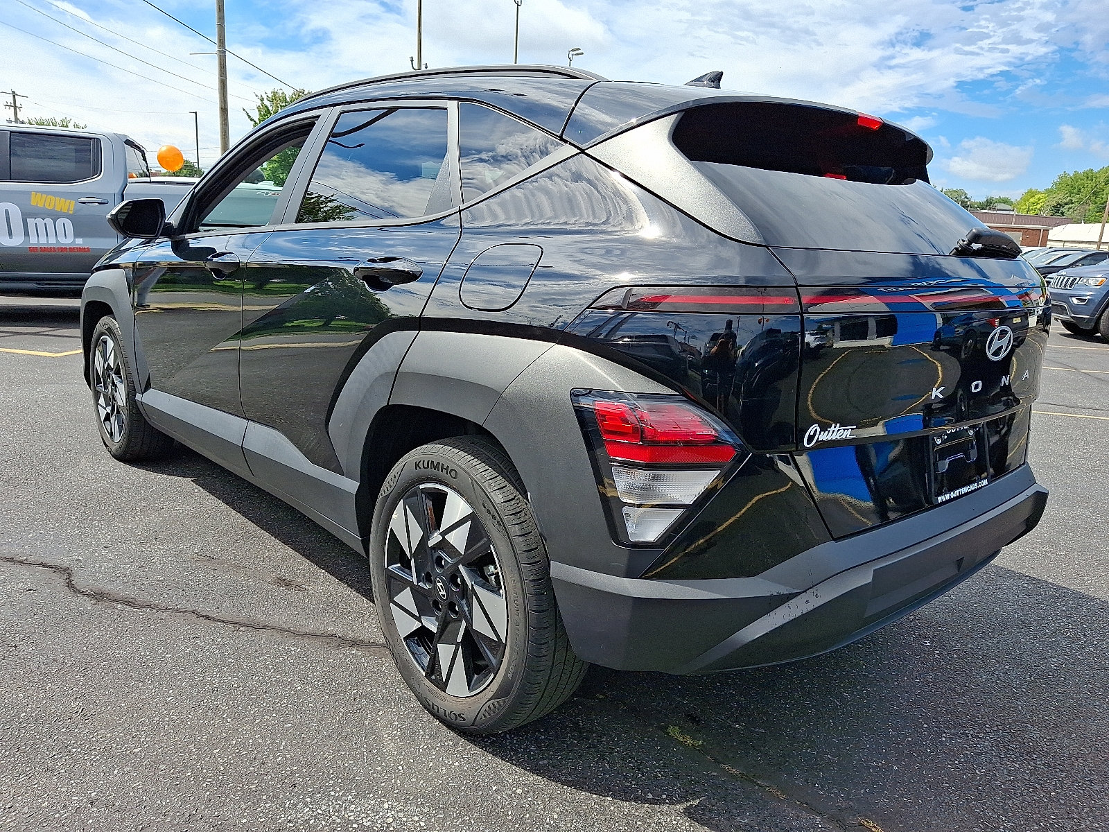 Used 2024 Hyundai Kona SEL FWD image 3