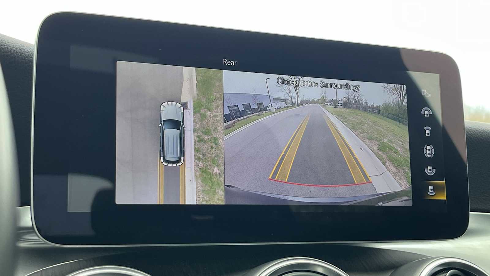 Used 2022 Mercedes-Benz GLC 300 4MATIC image 35