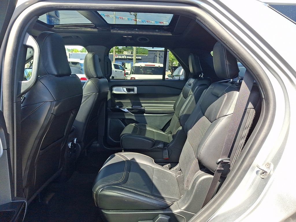 Used 2024 Ford Explorer ST w/ Equipment Group 401A AWD/4WD image 11