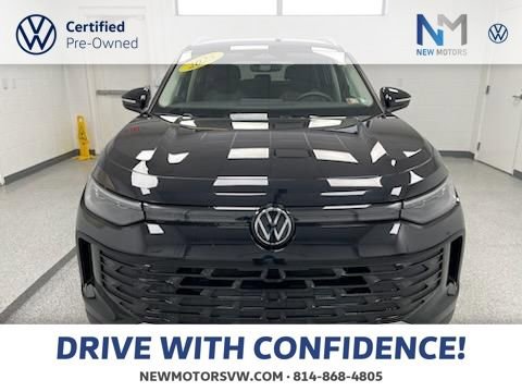 Used 2025 Volkswagen Tiguan S image 6