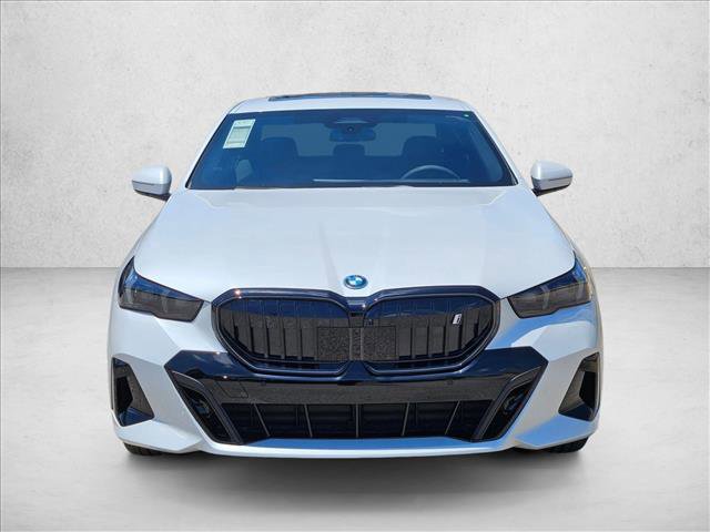 New 2026 BMW i5 eDrive40 w/ M Sport Package AWD/4WD image 2