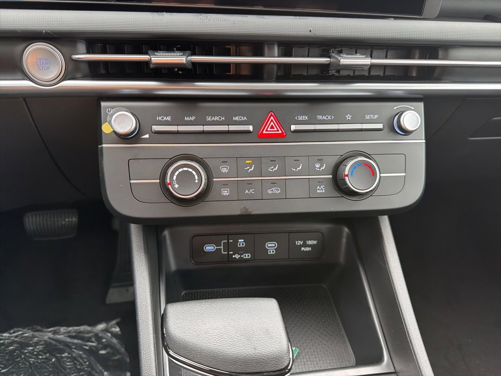 New 2026 Hyundai Tucson SE image 26