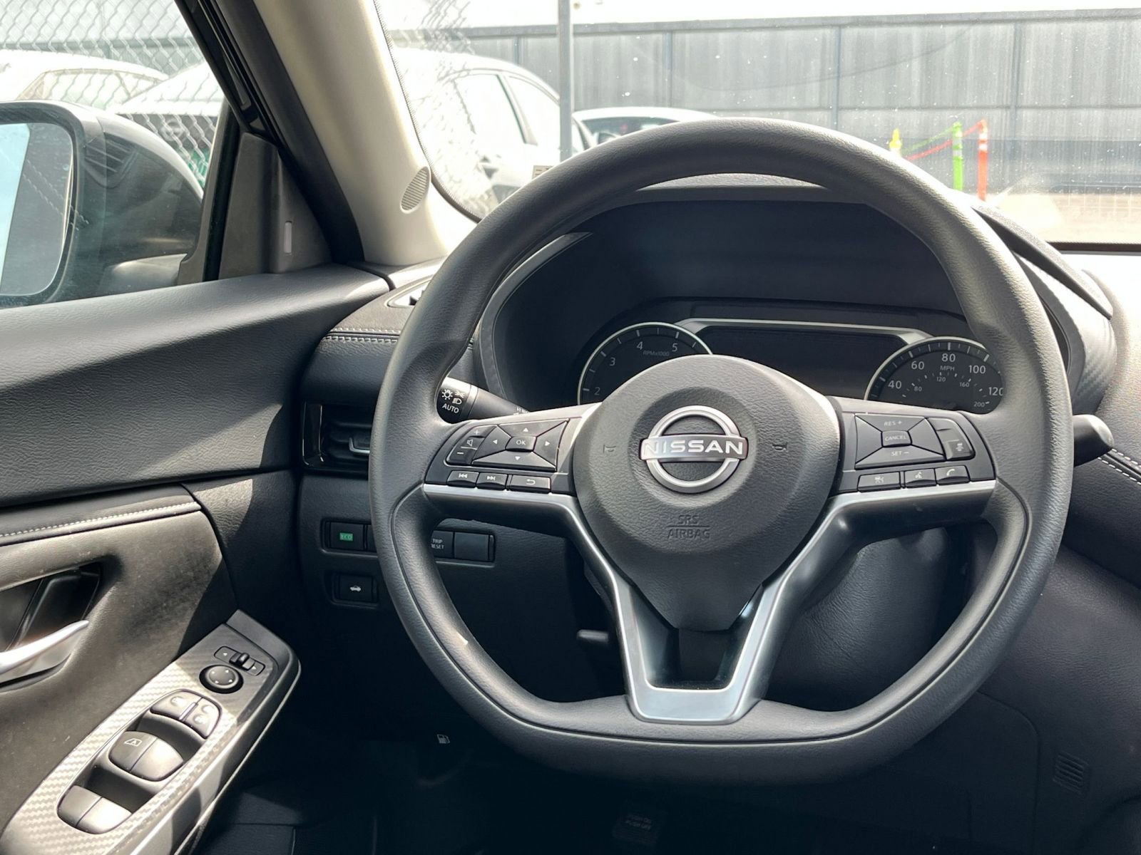 Used 2025 Nissan Sentra SV FWD image 27