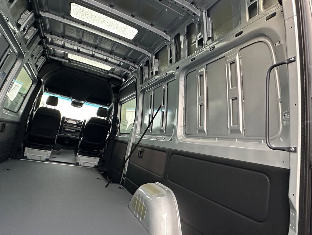 New 2023 Mercedes-Benz Sprinter 2500 image 8