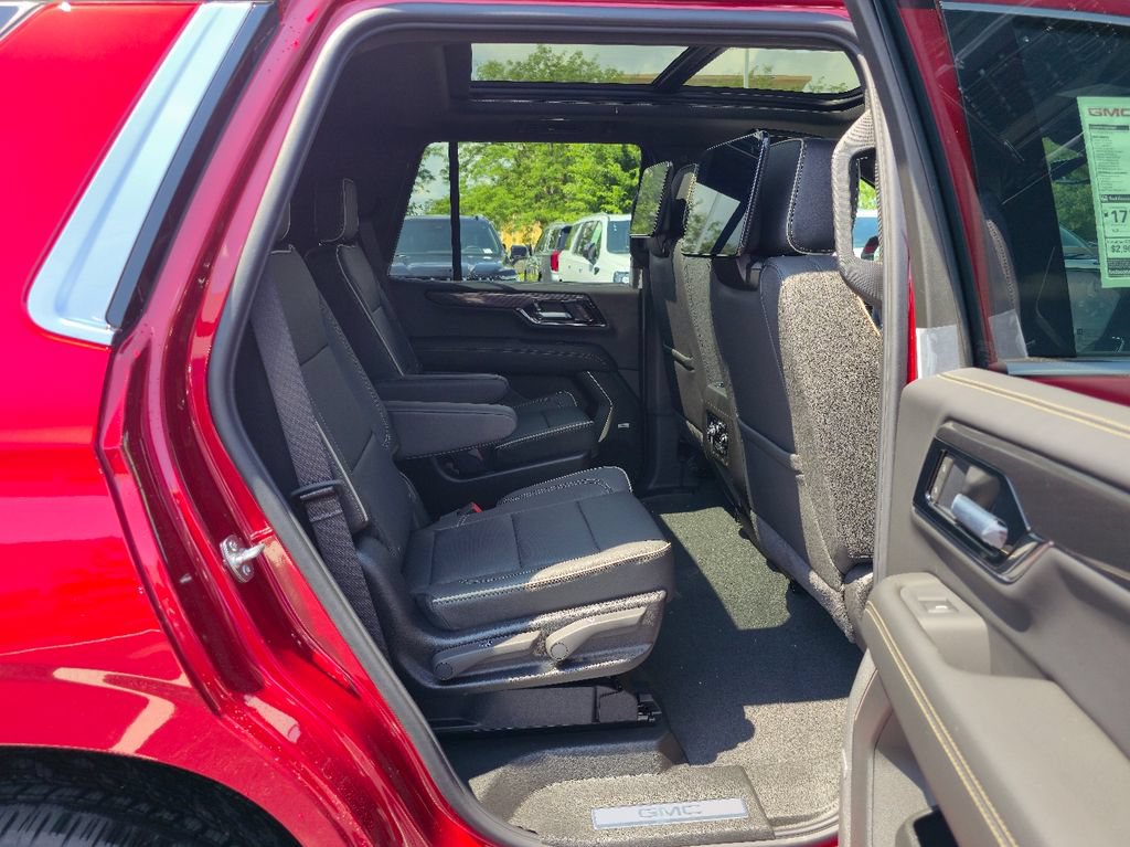 New 2026 GMC Yukon Elevation w/ Elevation Premium Package AWD/4WD image 29