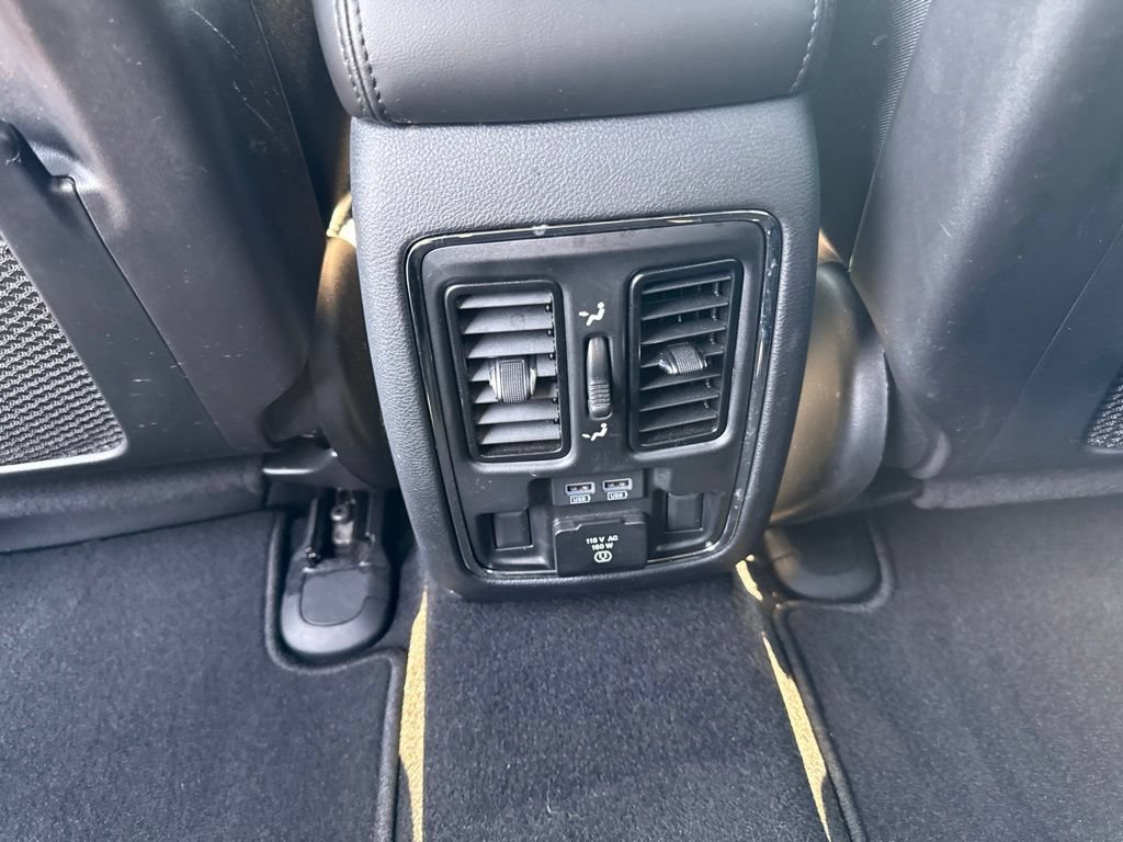Used 2020 Jeep Grand Cherokee Limited AWD/4WD image 19
