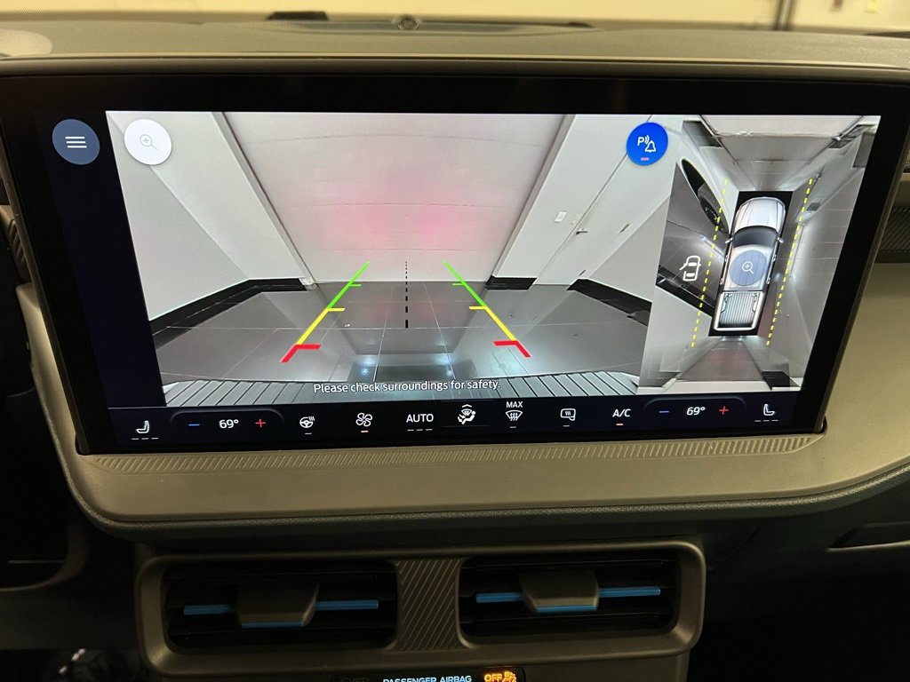 New 2025 Ford Maverick Lobo image 12