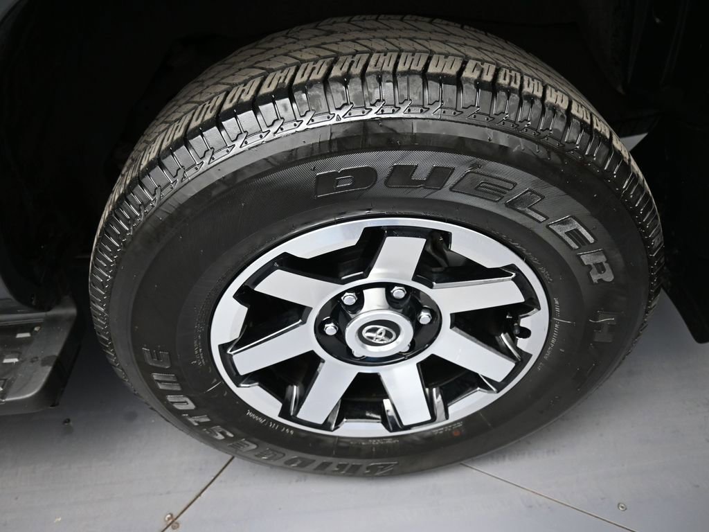 Certified 2024 Toyota 4Runner TRD Off-Road Premium w/ Off Road Premium Plus Package AWD/4WD image 15