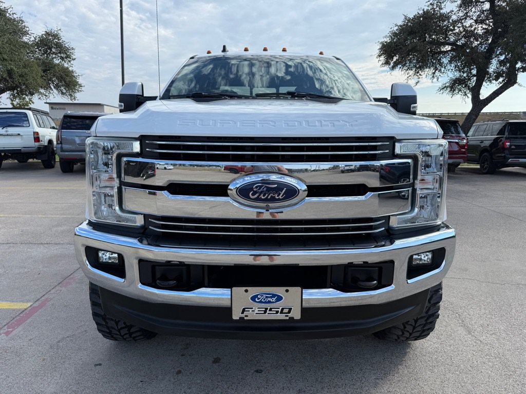 Used 2019 Ford F350 Lariat w/ Lariat Ultimate Package AWD/4WD image 2